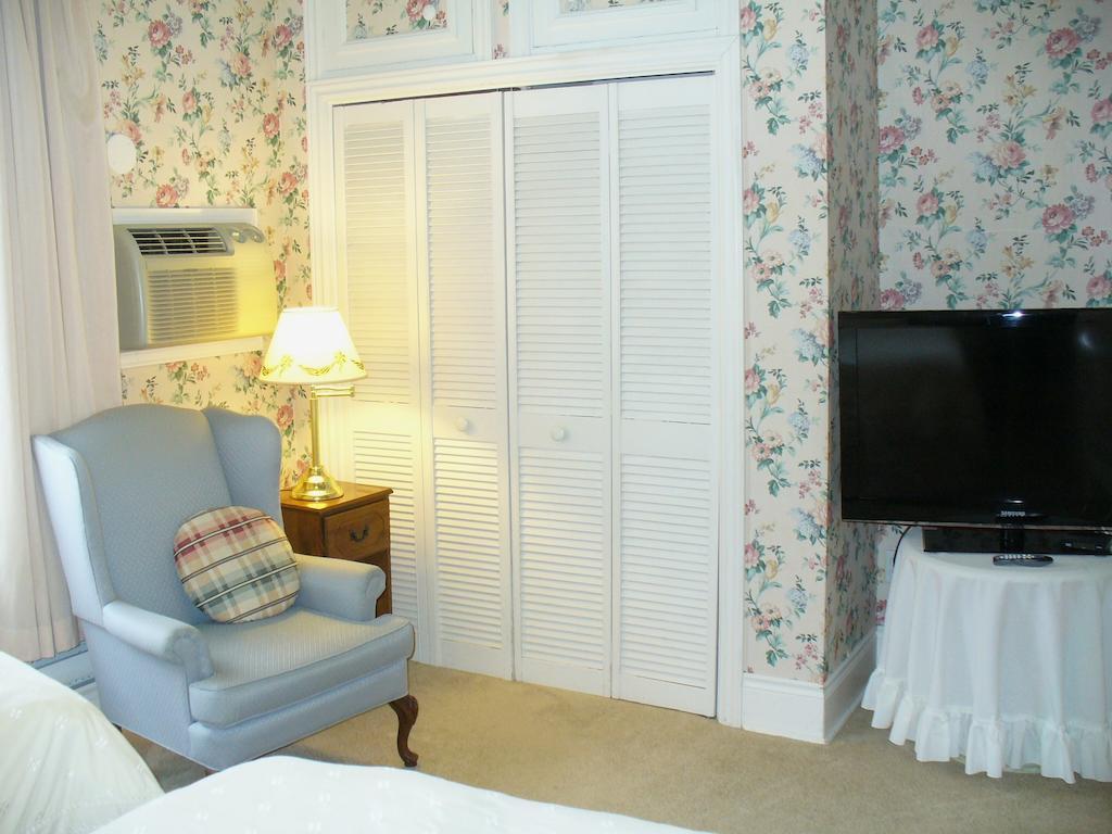 Albert House Inn Ottawa Room photo