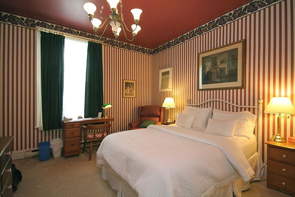 Albert House Inn Ottawa Exterior photo