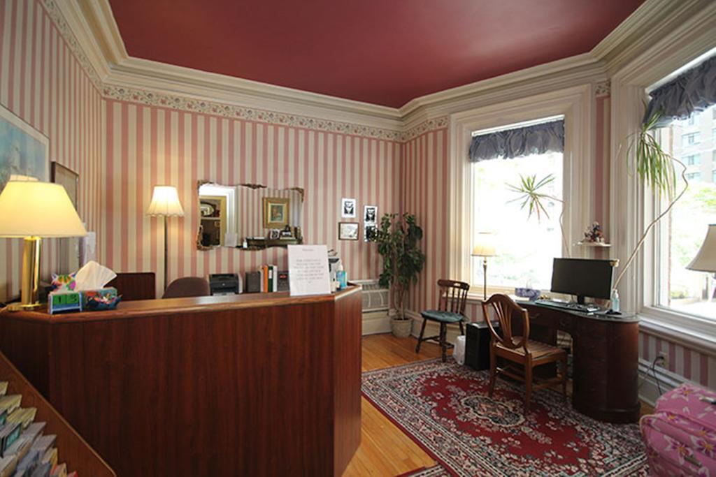 Albert House Inn Ottawa Exterior photo