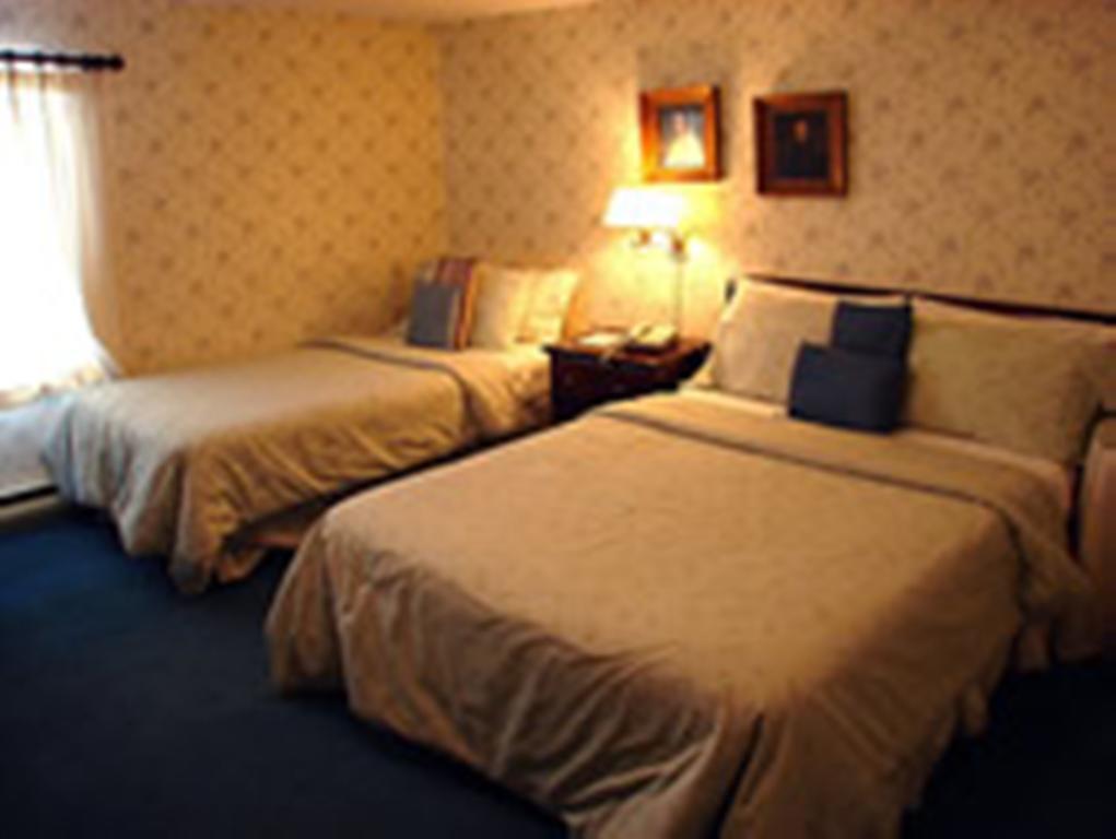 Albert House Inn Ottawa Room photo